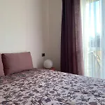 Apartmán Elegante Giardini Reali Centro *